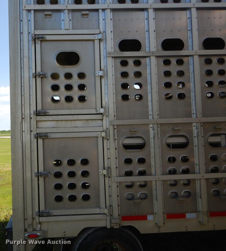image for item DE8433 2008 Eby livestock trailer