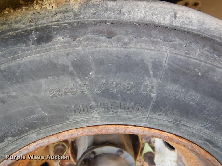 image for item DE8433 2008 Eby livestock trailer