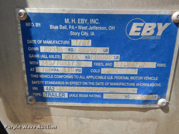 image for item DE8433 2008 Eby livestock trailer