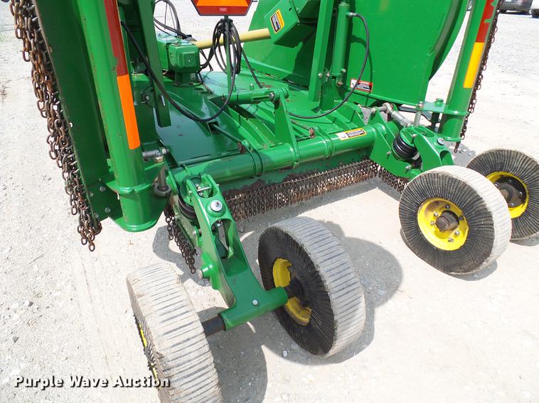 image for item DF7327 2014 John Deere CX15 batwing rotary mower