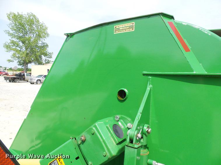 image for item DF7327 2014 John Deere CX15 batwing rotary mower