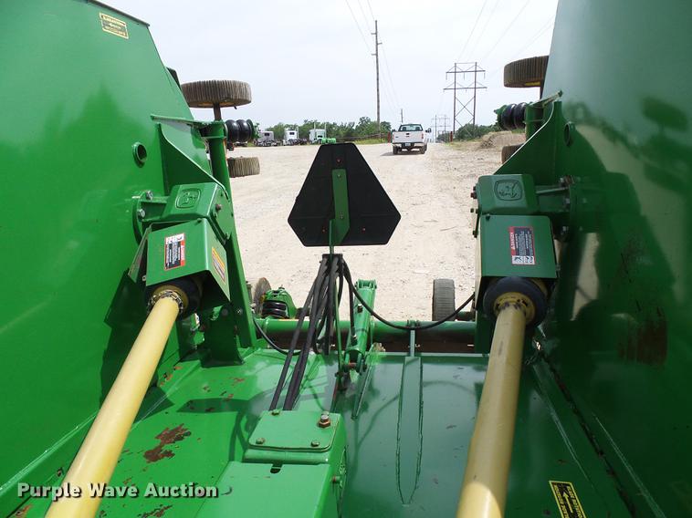 image for item DF7327 2014 John Deere CX15 batwing rotary mower