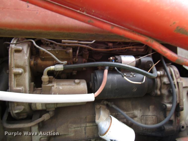 image for item DG1166 1981 Massey-Ferguson 285 tractor