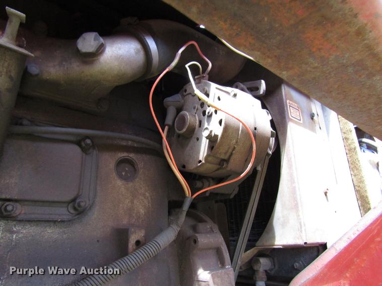 image for item DG1166 1981 Massey-Ferguson 285 tractor