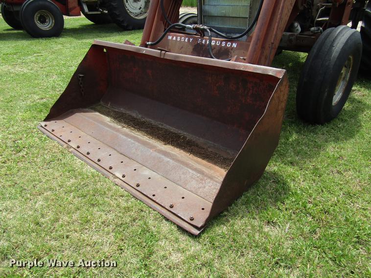 image for item DG1166 1981 Massey-Ferguson 285 tractor