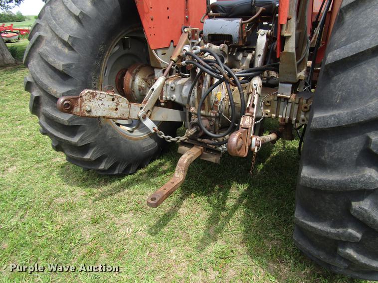 image for item DG1166 1981 Massey-Ferguson 285 tractor