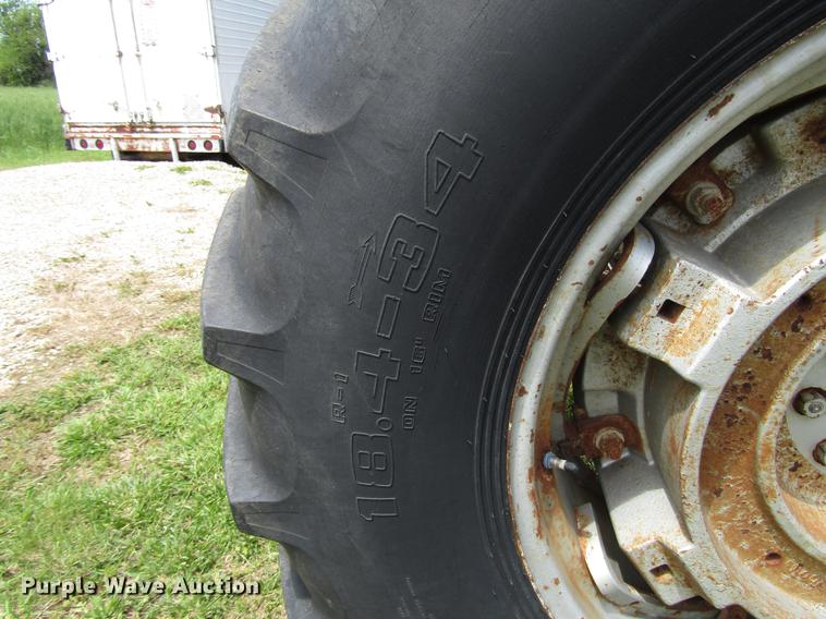 image for item DG1166 1981 Massey-Ferguson 285 tractor