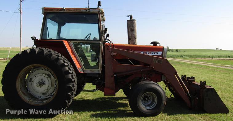 image for item DG1167 1978 Massey-Ferguson 2675 tractor