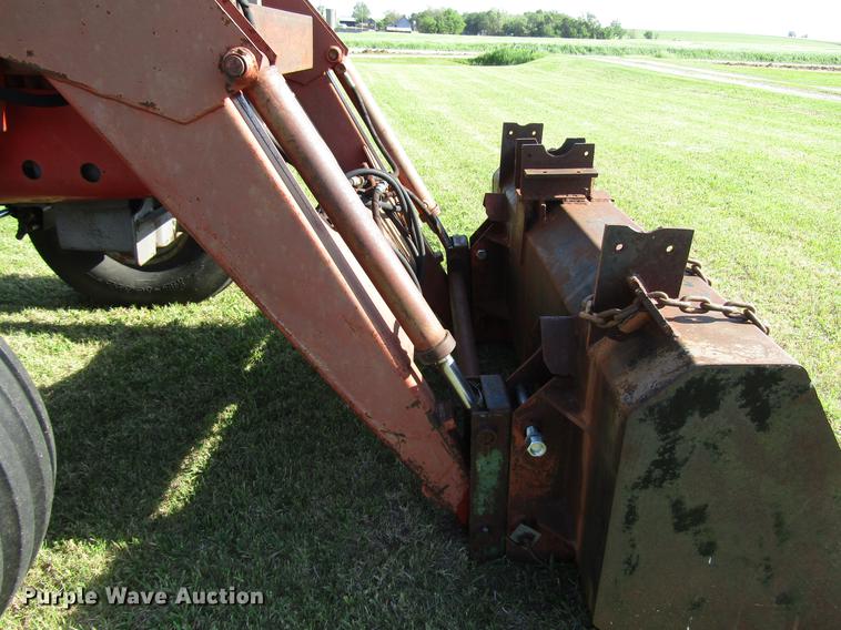 image for item DG1167 1978 Massey-Ferguson 2675 tractor