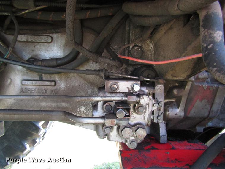 image for item DG1167 1978 Massey-Ferguson 2675 tractor