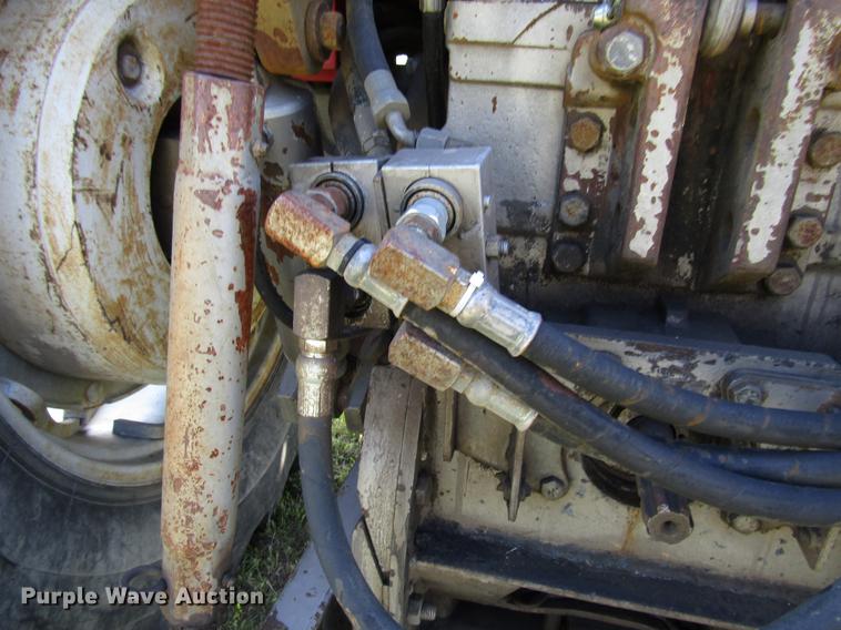 image for item DG1167 1978 Massey-Ferguson 2675 tractor