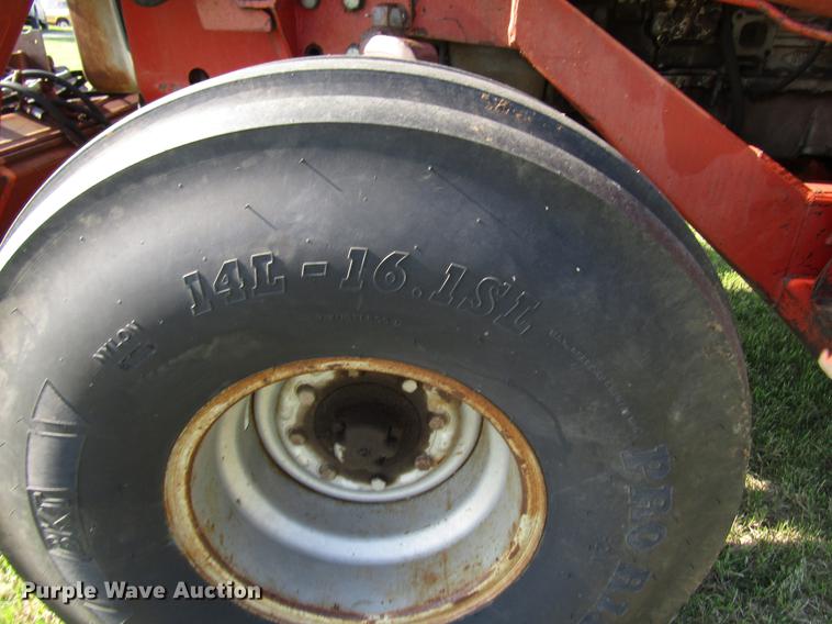 image for item DG1167 1978 Massey-Ferguson 2675 tractor