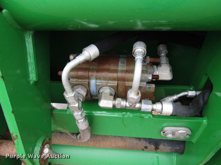 image for item DG1190 Frontier CM11 bale handler