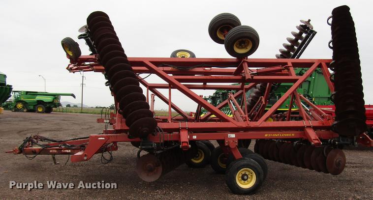 image for item DG1193 Sunflower 1544-45 tandem disk