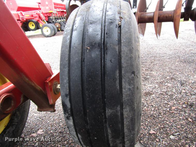 image for item DG1193 Sunflower 1544-45 tandem disk