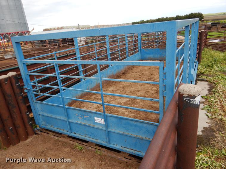 image for item DG5795 Sooner PLSW2410-10 livestock scale