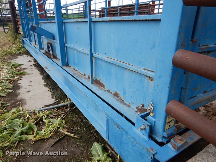 image for item DG5795 Sooner PLSW2410-10 livestock scale