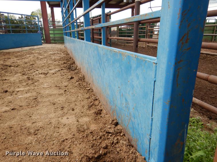 image for item DG5795 Sooner PLSW2410-10 livestock scale