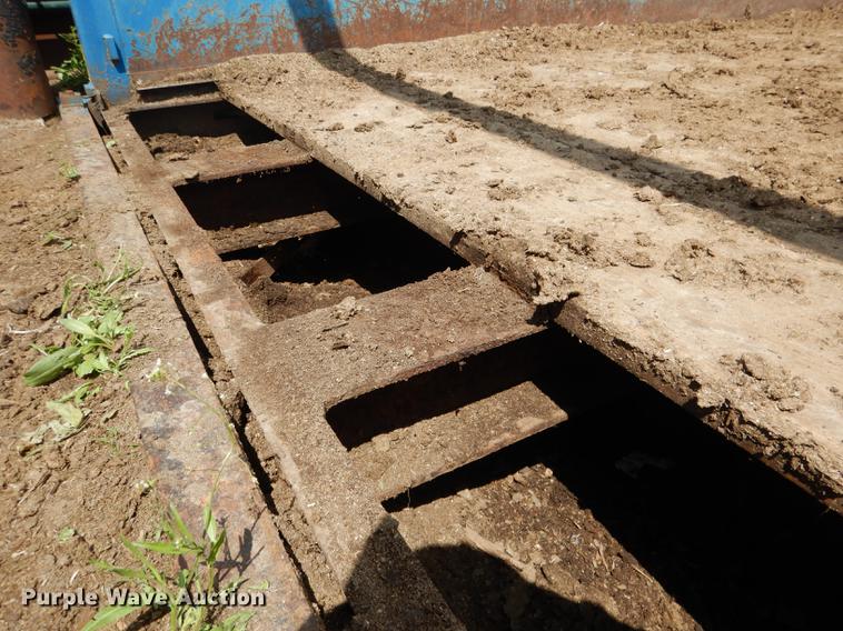 image for item DG5795 Sooner PLSW2410-10 livestock scale