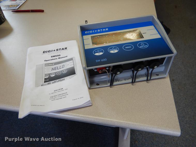 image for item DG5795 Sooner PLSW2410-10 livestock scale