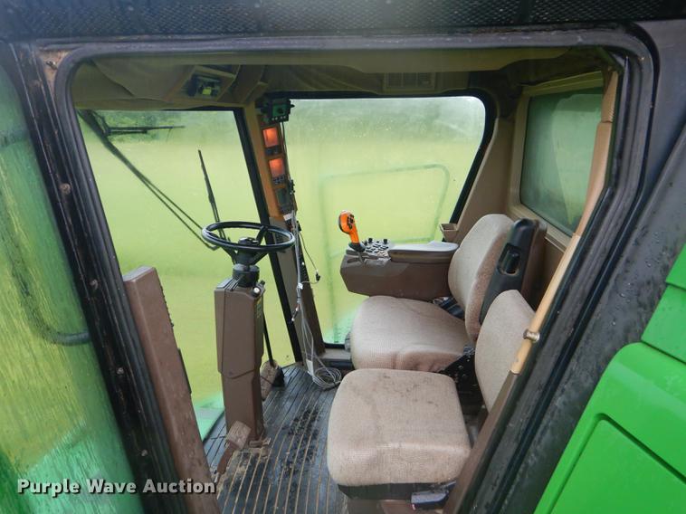 image for item ED9277 2000 John Deere 9650 Walker combine
