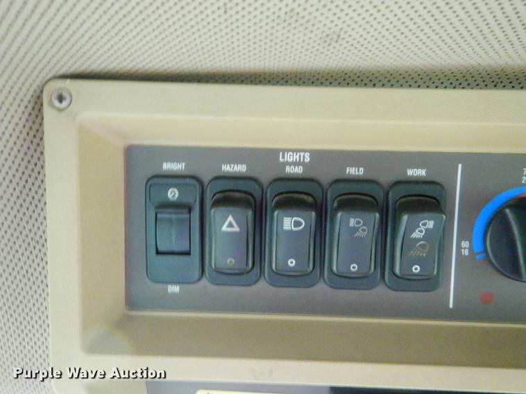 image for item ED9277 2000 John Deere 9650 Walker combine