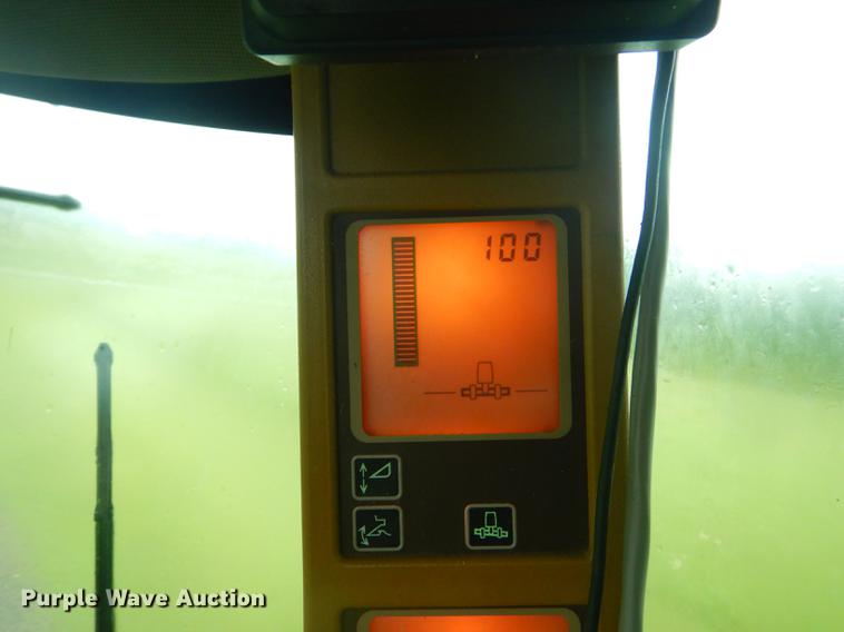 image for item ED9277 2000 John Deere 9650 Walker combine