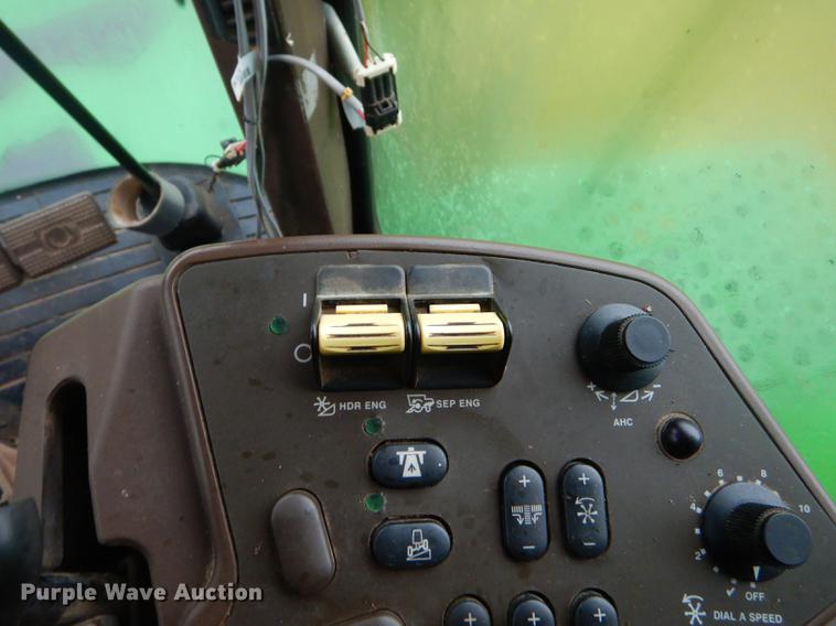 image for item ED9277 2000 John Deere 9650 Walker combine