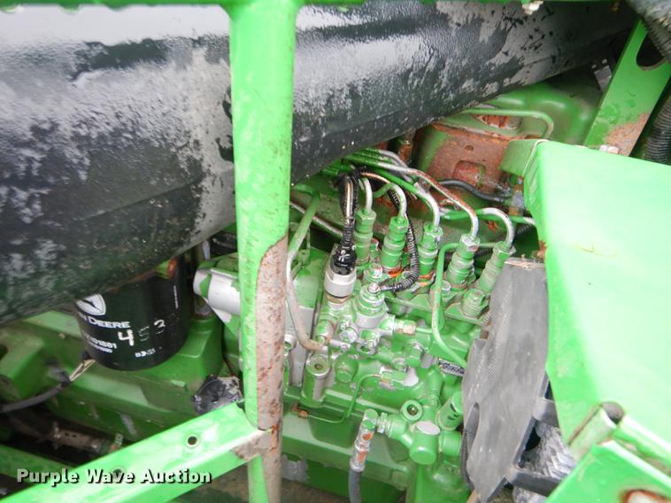 image for item ED9277 2000 John Deere 9650 Walker combine