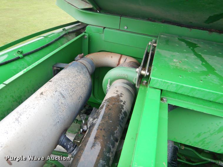 image for item ED9277 2000 John Deere 9650 Walker combine
