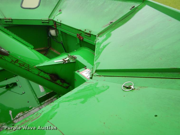 image for item ED9277 2000 John Deere 9650 Walker combine