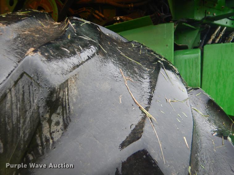 image for item ED9277 2000 John Deere 9650 Walker combine