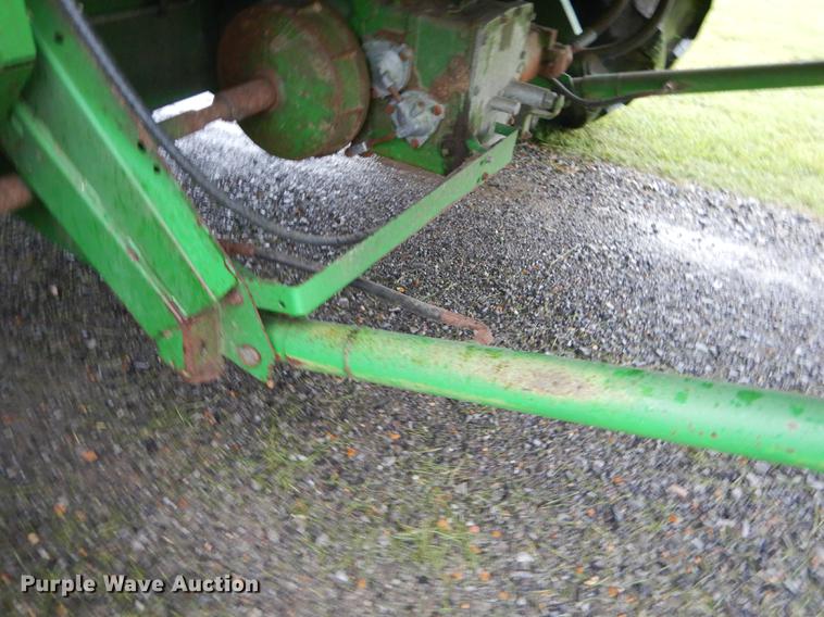 image for item ED9277 2000 John Deere 9650 Walker combine