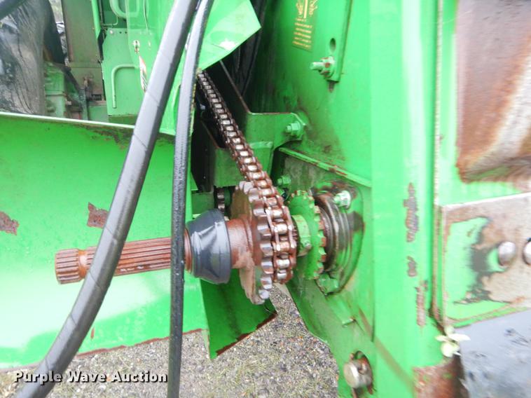 image for item ED9277 2000 John Deere 9650 Walker combine