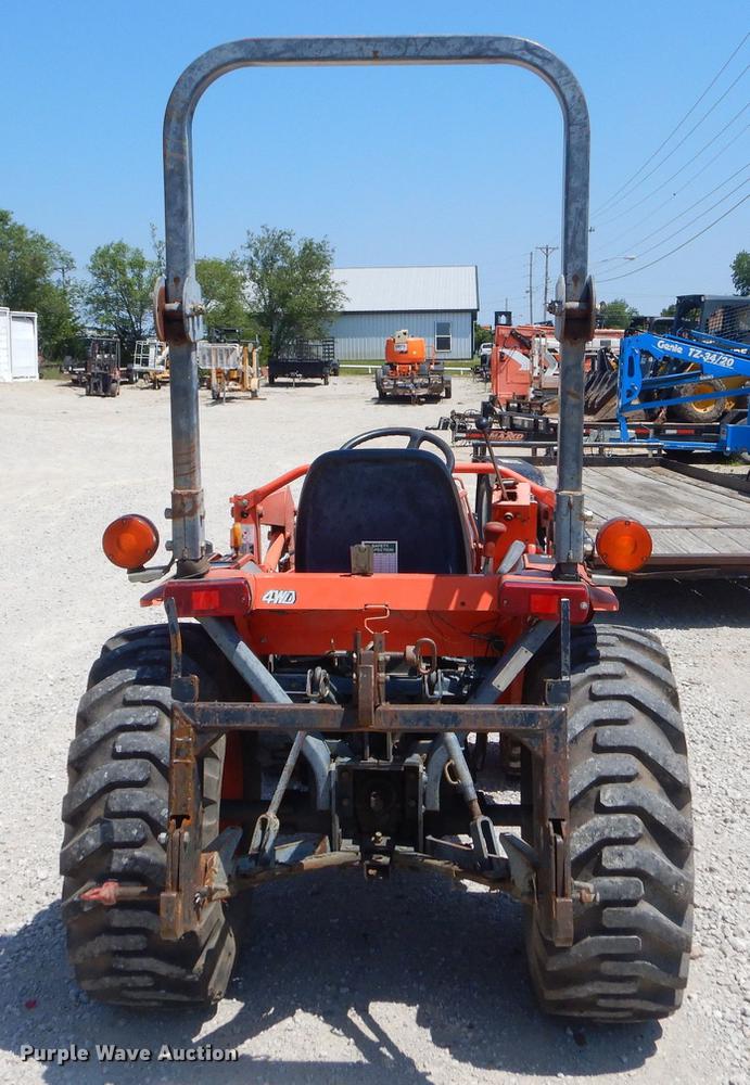 image for item ED9278 Kubota B2910 tractor