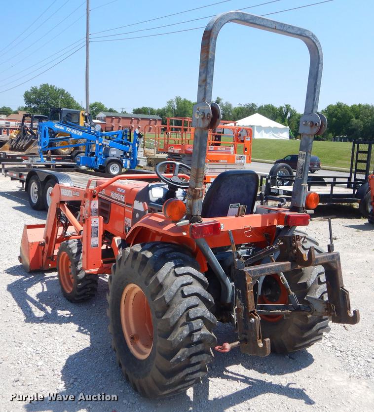 image for item ED9278 Kubota B2910 tractor