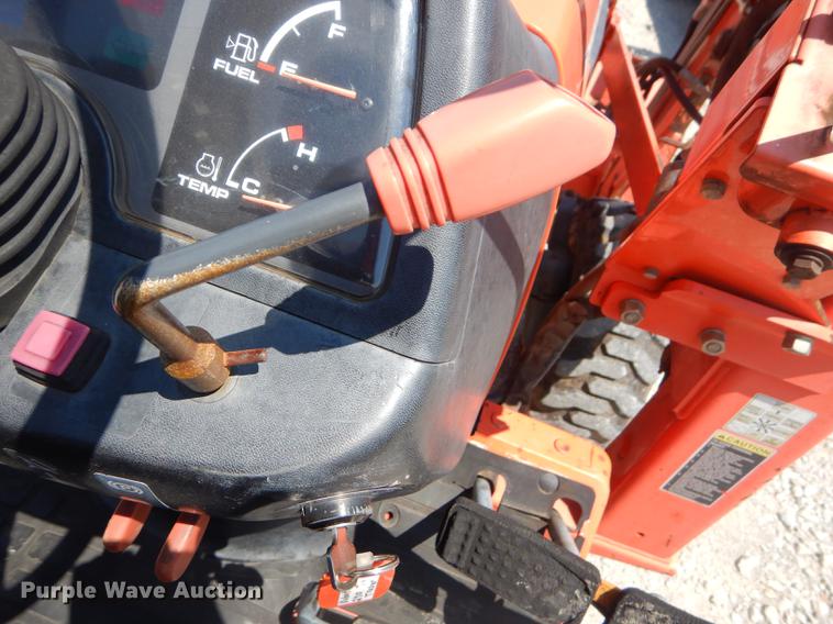image for item ED9278 Kubota B2910 tractor