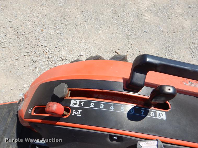 image for item ED9278 Kubota B2910 tractor