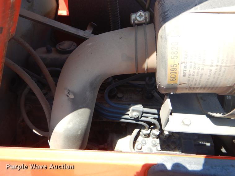 image for item ED9278 Kubota B2910 tractor