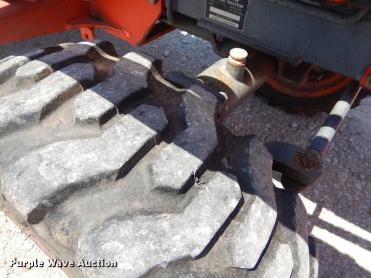 image for item ED9278 Kubota B2910 tractor