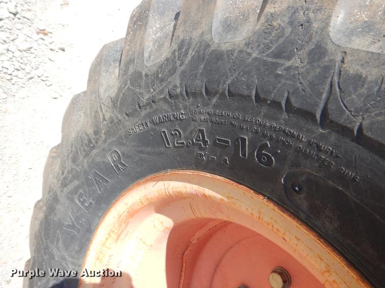 image for item ED9278 Kubota B2910 tractor