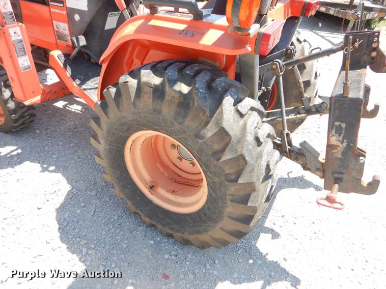 image for item ED9278 Kubota B2910 tractor