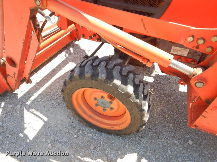 image for item ED9278 Kubota B2910 tractor