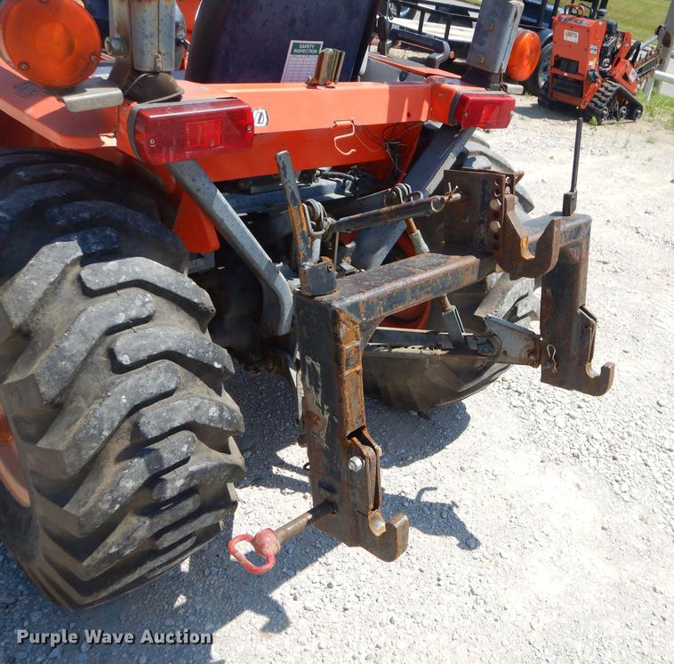 image for item ED9278 Kubota B2910 tractor
