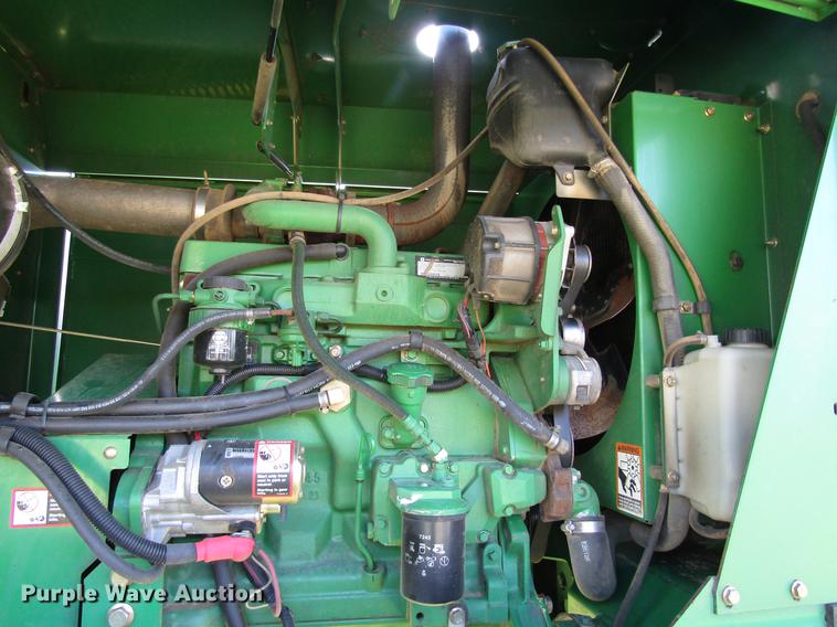 image for item EH9431 2005 John Deere 4895 windrower