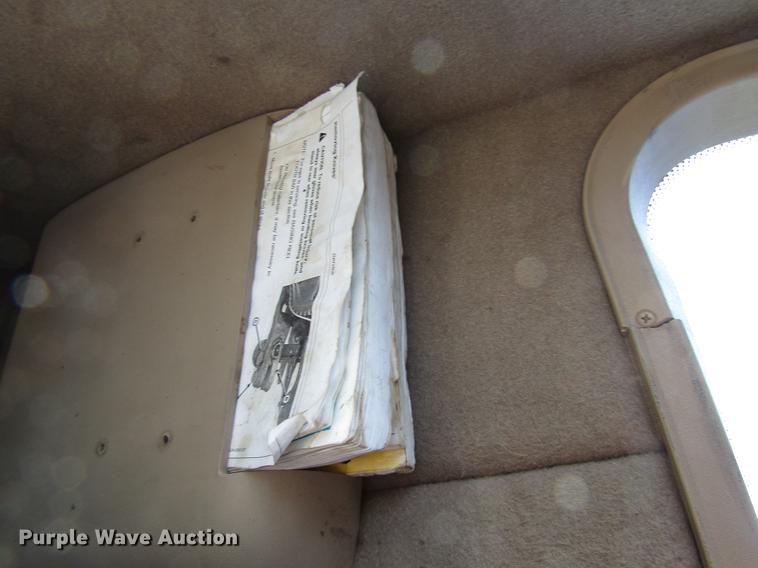 image for item EH9431 2005 John Deere 4895 windrower