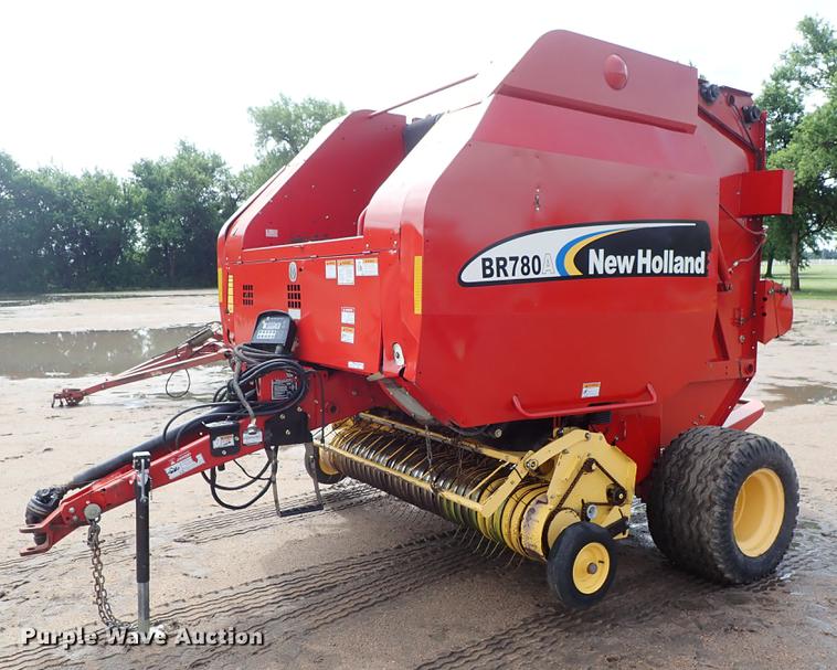 image for item FB9155 2008 New Holland BR780A round baler
