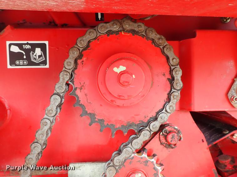 image for item FB9155 2008 New Holland BR780A round baler