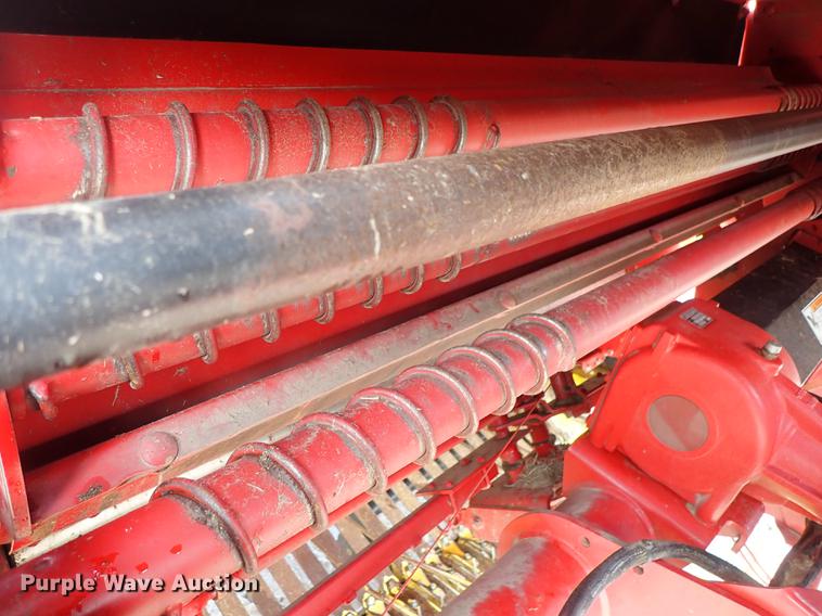 image for item FB9155 2008 New Holland BR780A round baler