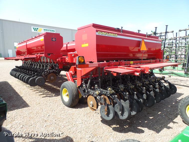 image for item FS9536 Sunflower 9434-40 no-till grain drill